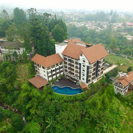 The Grand Hill Resort-Hotel Пунчак Экстерьер фото